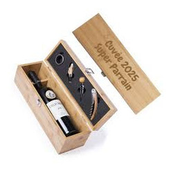 Coffret bouteille de vin et ses 4 accessoires sommelier